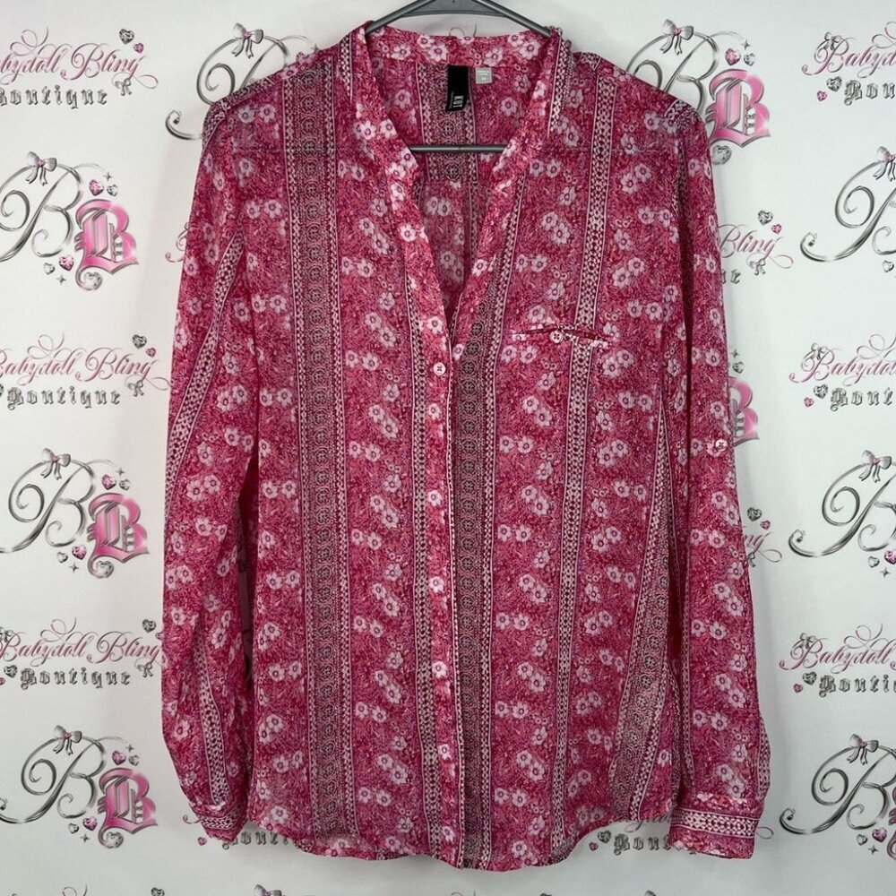 Kut from the Kloth button up paisley floral boho blouse Pink Patterned Blouse